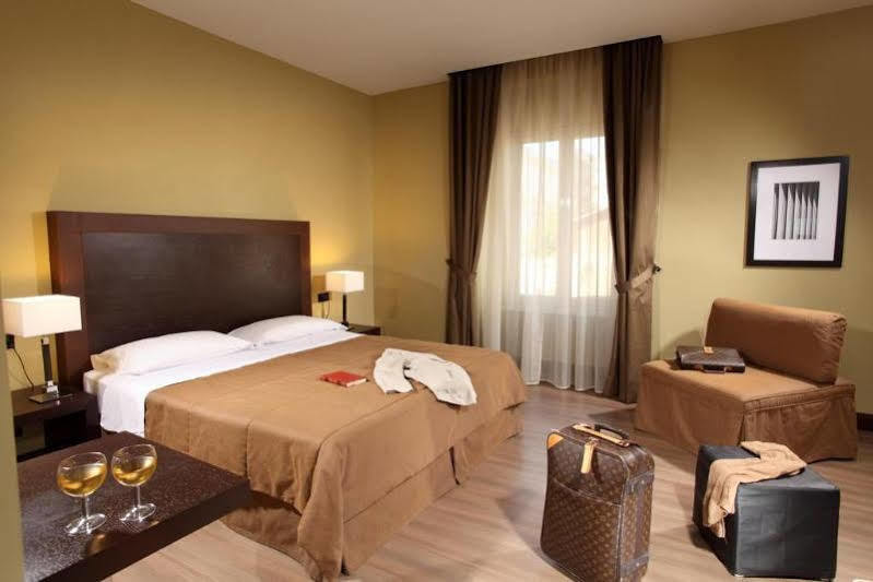 Hotel Boutique Nazionale Roma Ngoại thất bức ảnh