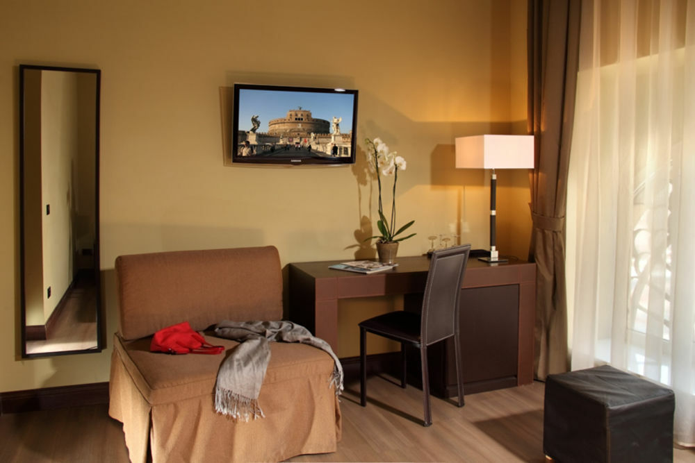 Hotel Boutique Nazionale Roma Ngoại thất bức ảnh